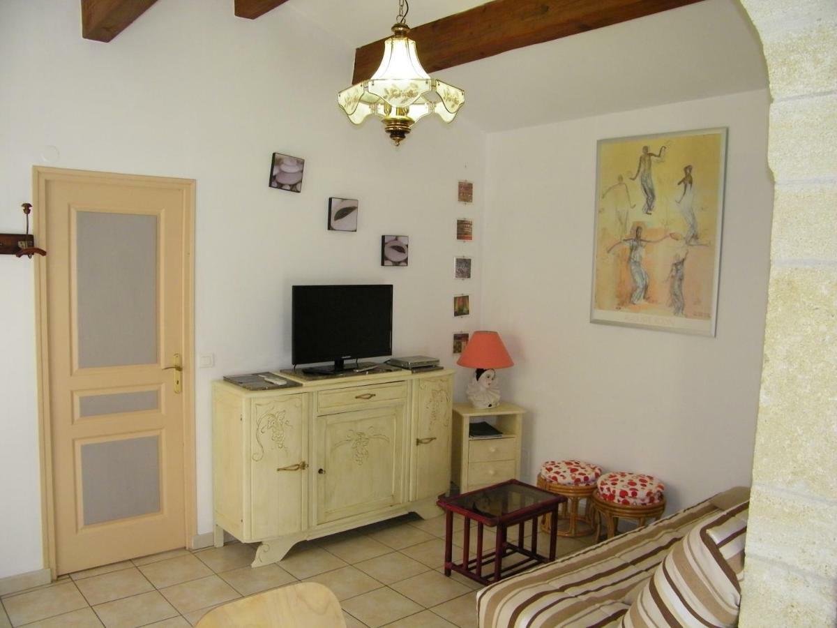 Domaine Du Bois Gite Bleuette Galargues Екстериор снимка